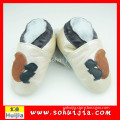 European market popular black and brown squirrel embroidered cow leather soft flat baby shoes